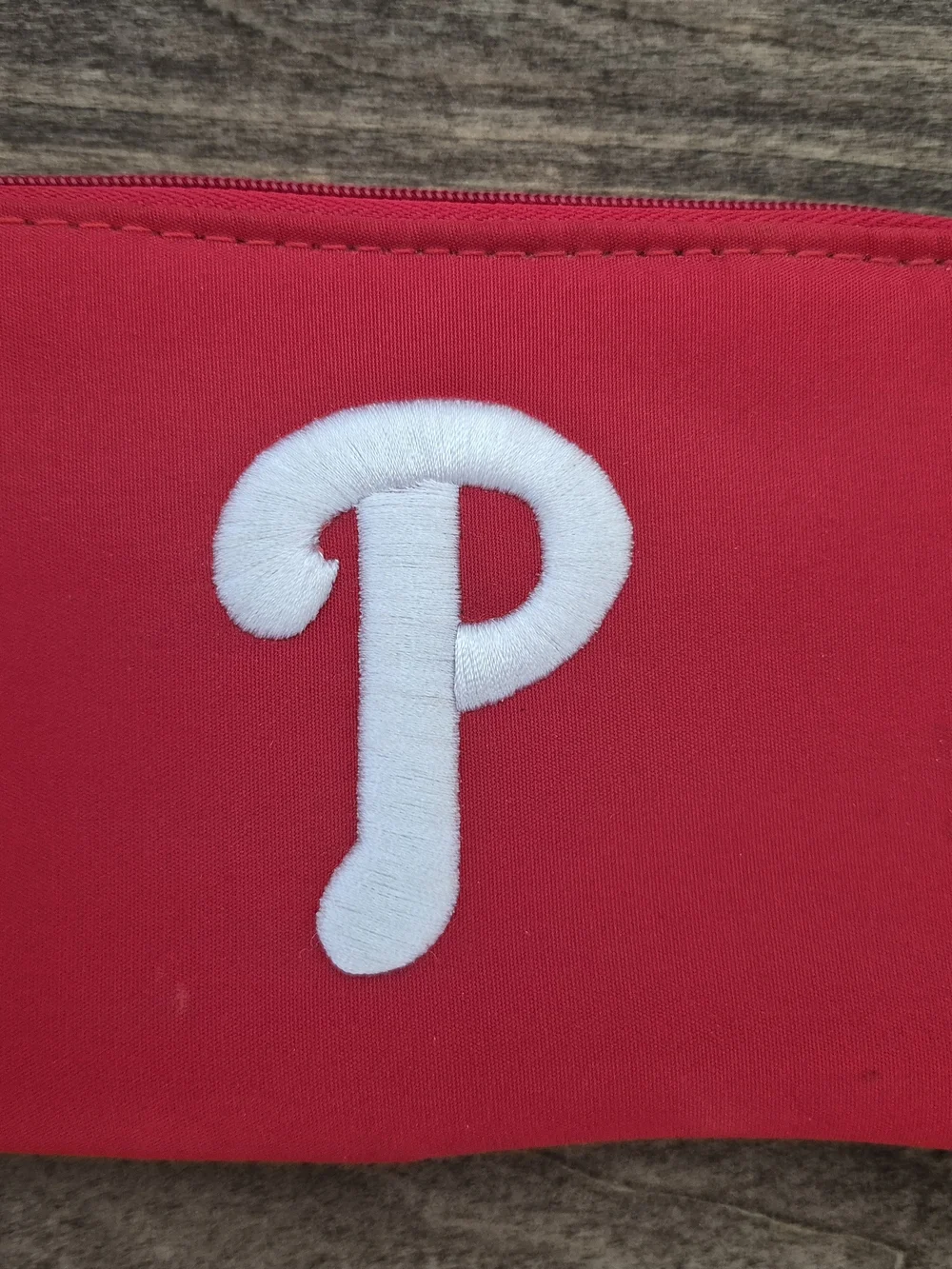 Phillies Red Zip Wallet with White 'P' Patch